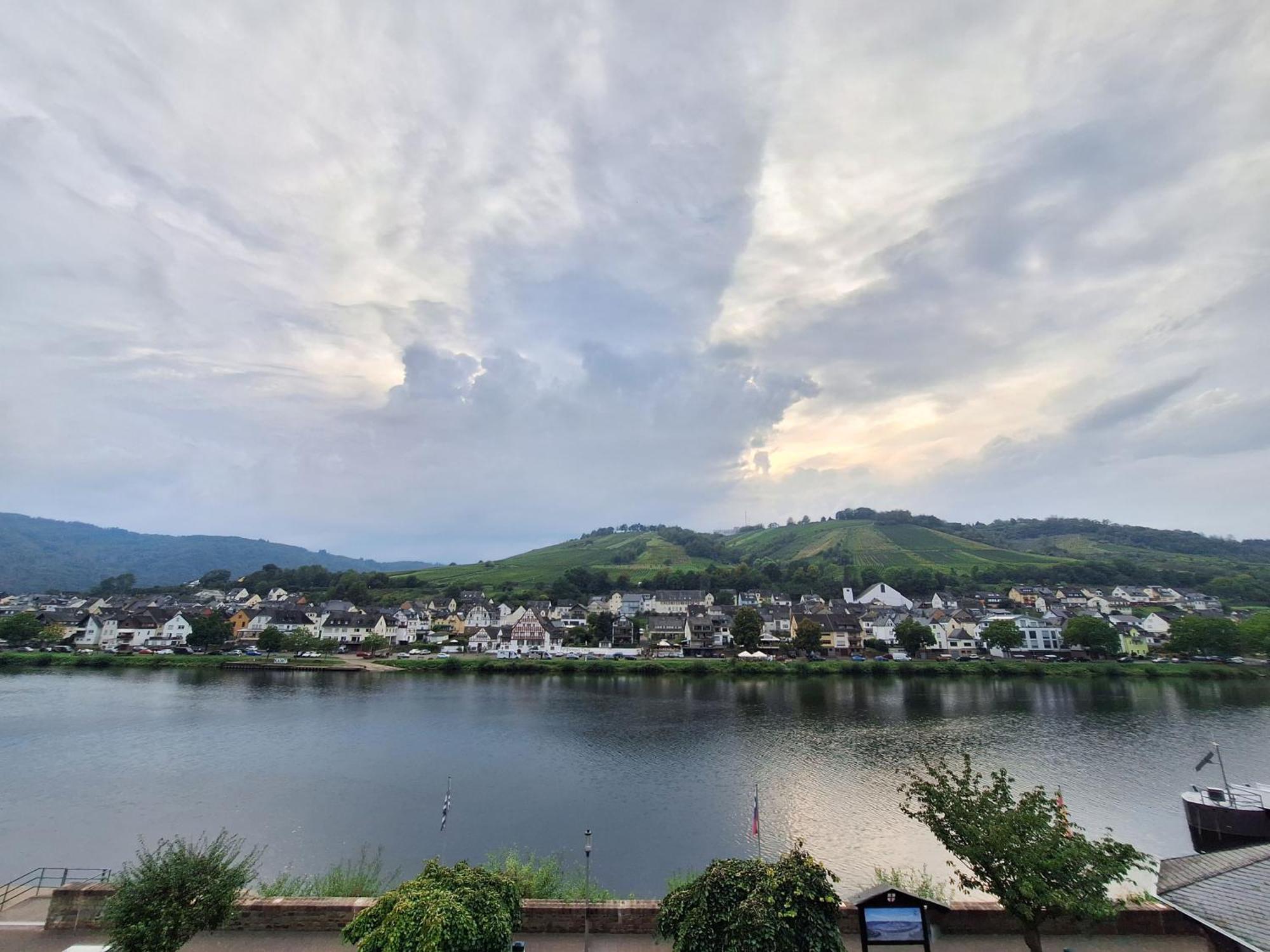 Mosel View Old Town Apartments Zell an der Mosel Ngoại thất bức ảnh