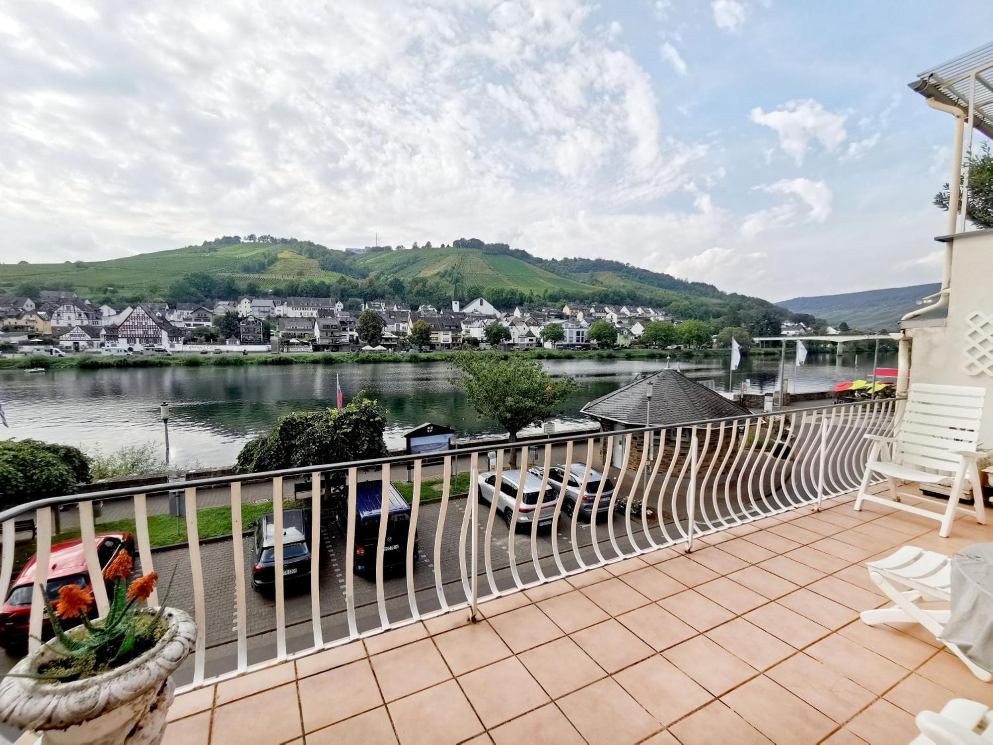 Mosel View Old Town Apartments Zell an der Mosel Ngoại thất bức ảnh